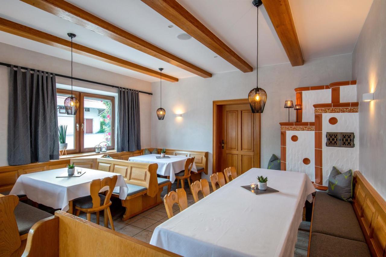 Gasthaus Hotel Ostermeier Attenkirchen Exteriör bild